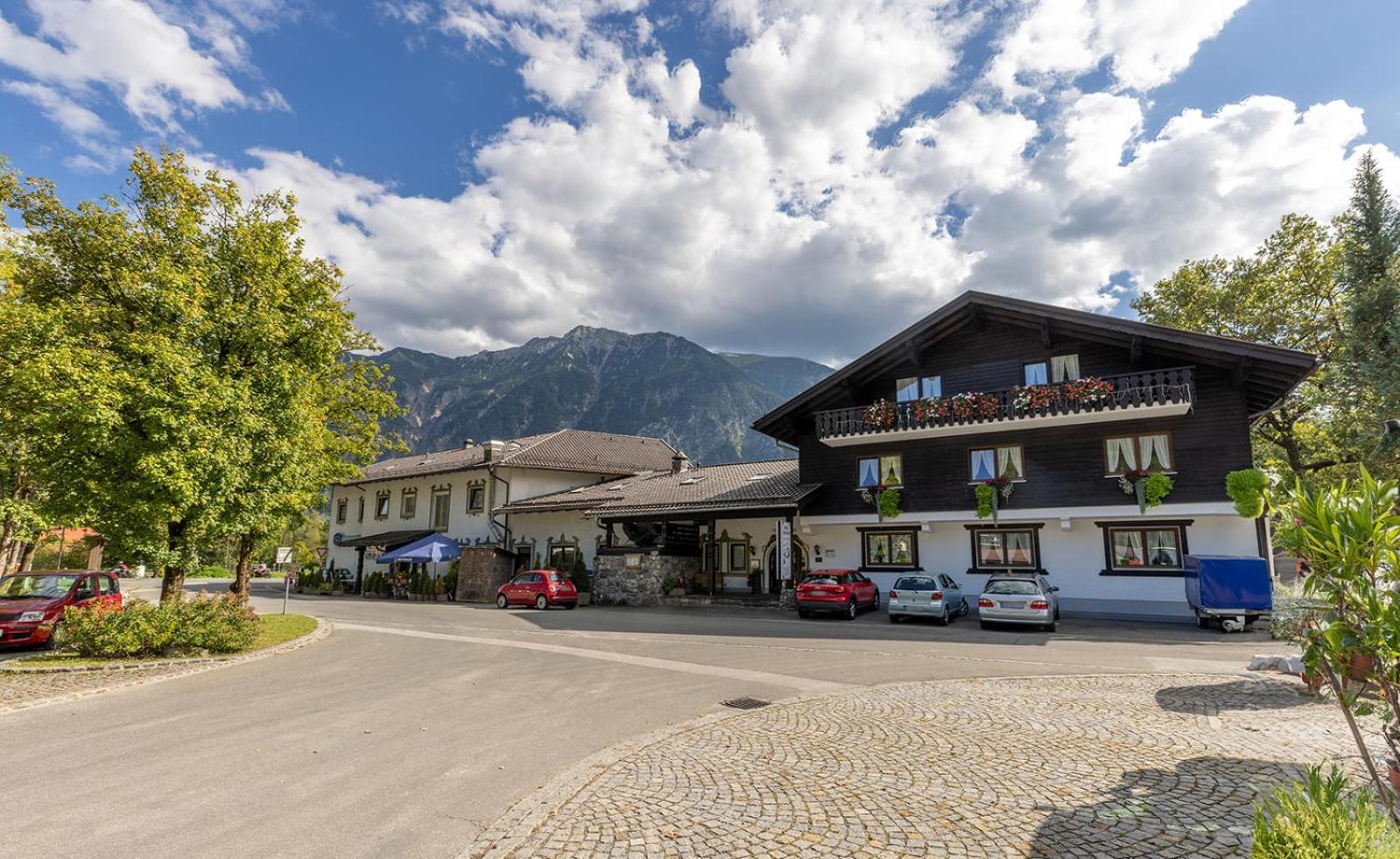 Hotel Alpenhof Oberau  Exterior photo
